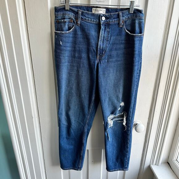 Abercrombie & Fitch The Mom High Rise Jeans - Picture 2 of 8